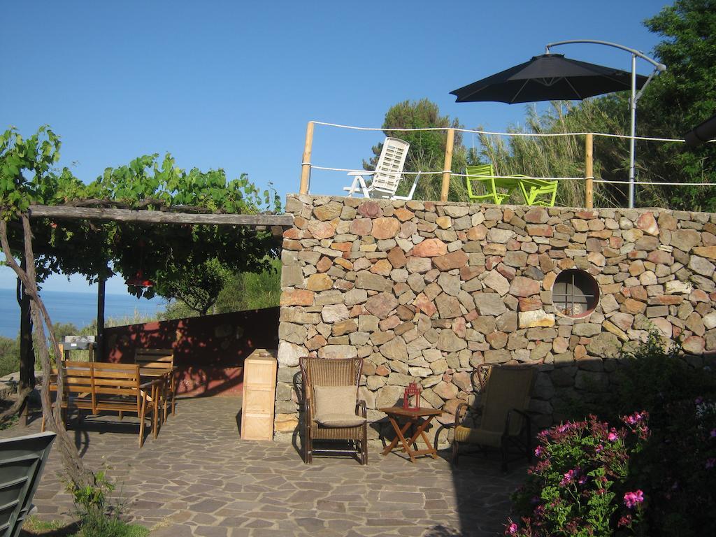 Casa Marta Appartement Lipari  Buitenkant foto