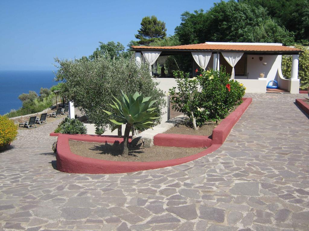 Casa Marta Appartement Lipari  Buitenkant foto