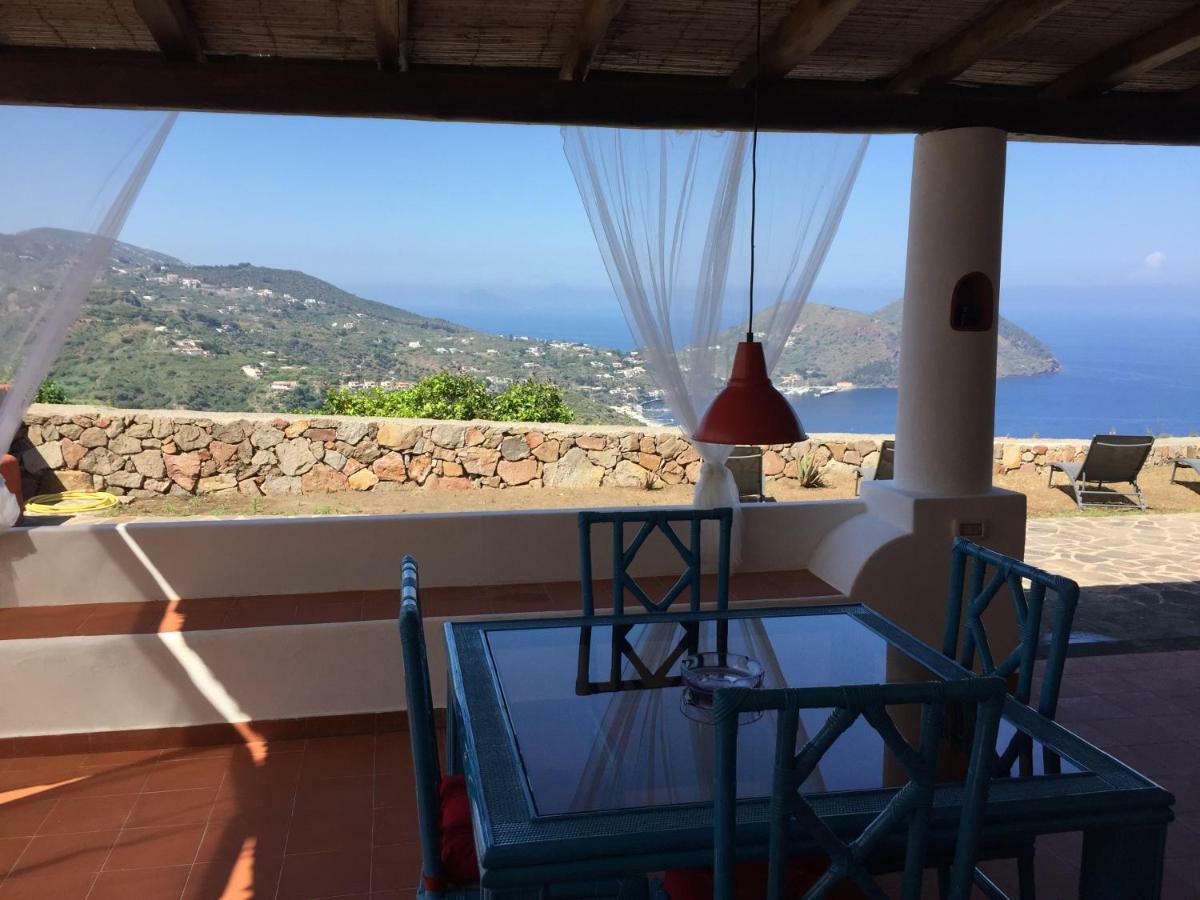 Casa Marta Appartement Lipari  Buitenkant foto