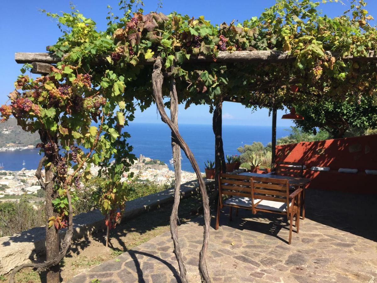 Casa Marta Appartement Lipari  Buitenkant foto