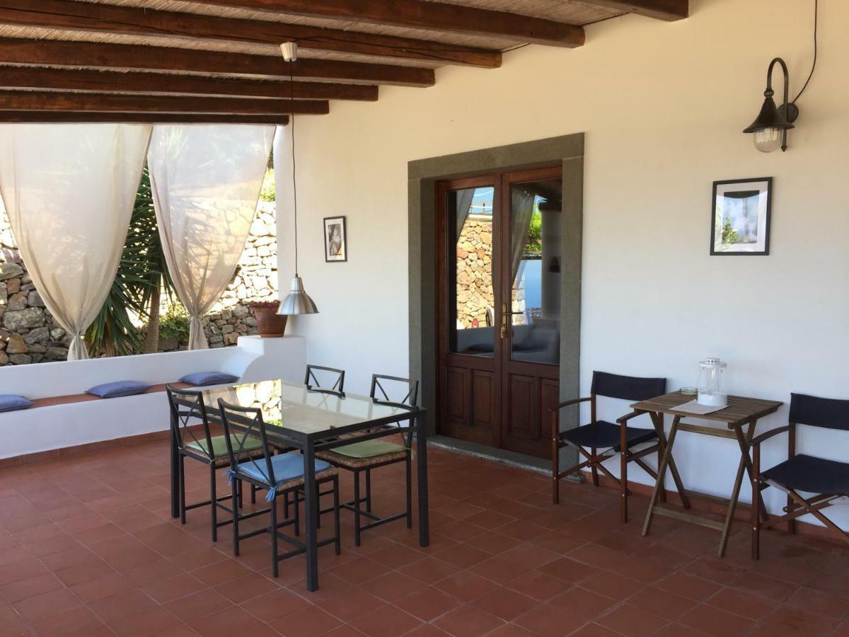 Casa Marta Appartement Lipari  Buitenkant foto
