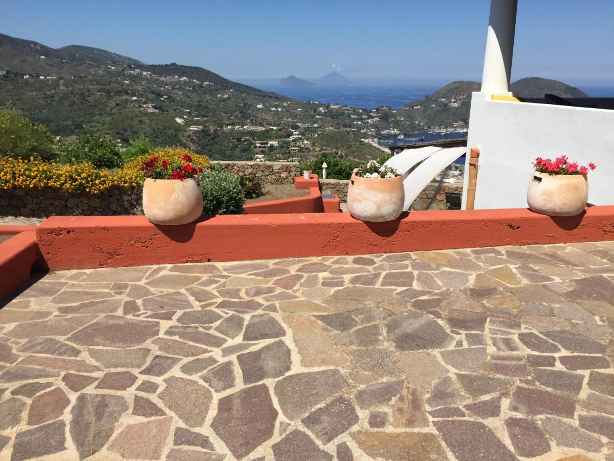 Casa Marta Appartement Lipari  Buitenkant foto